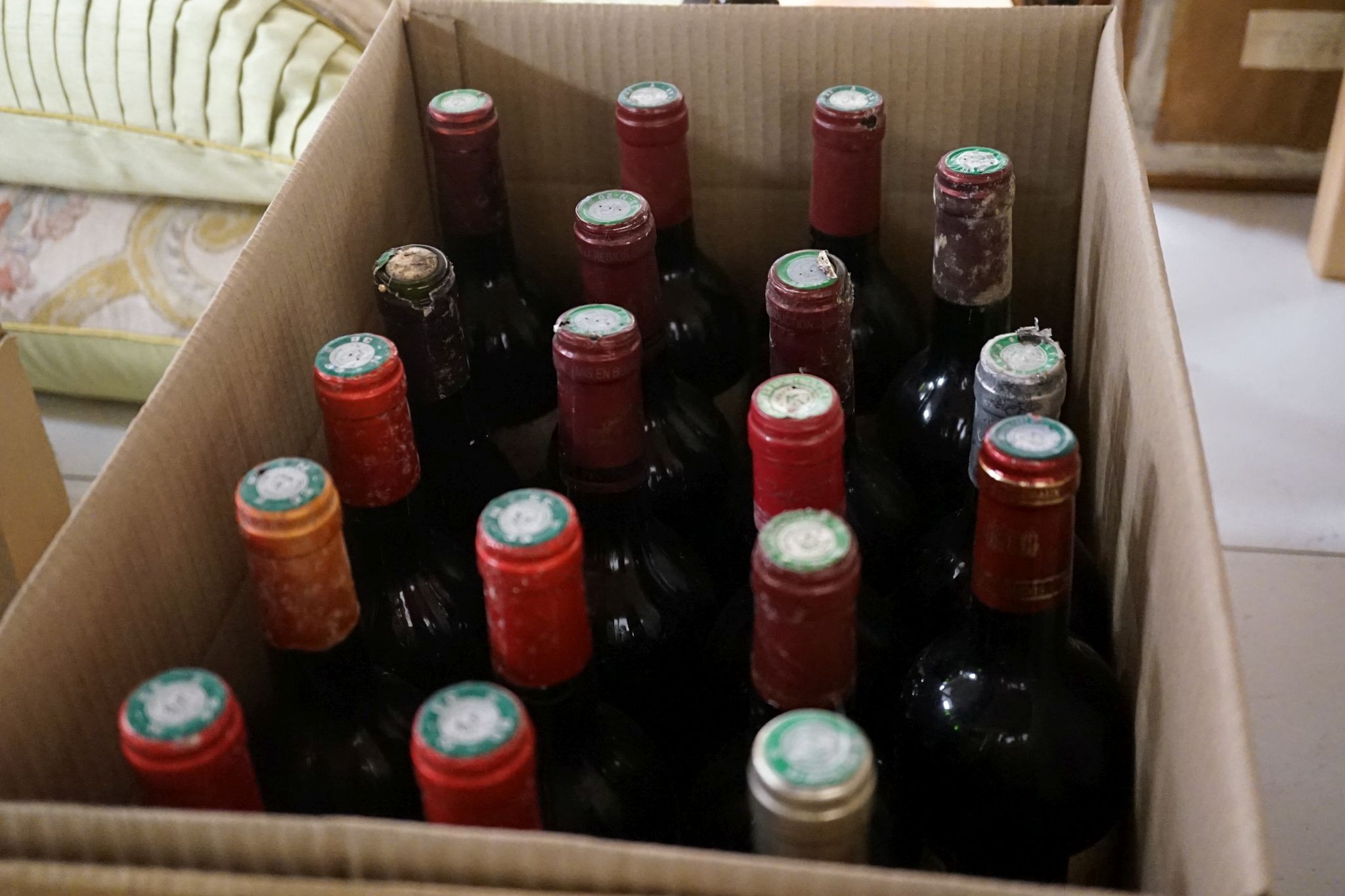 38 various bottles of wine